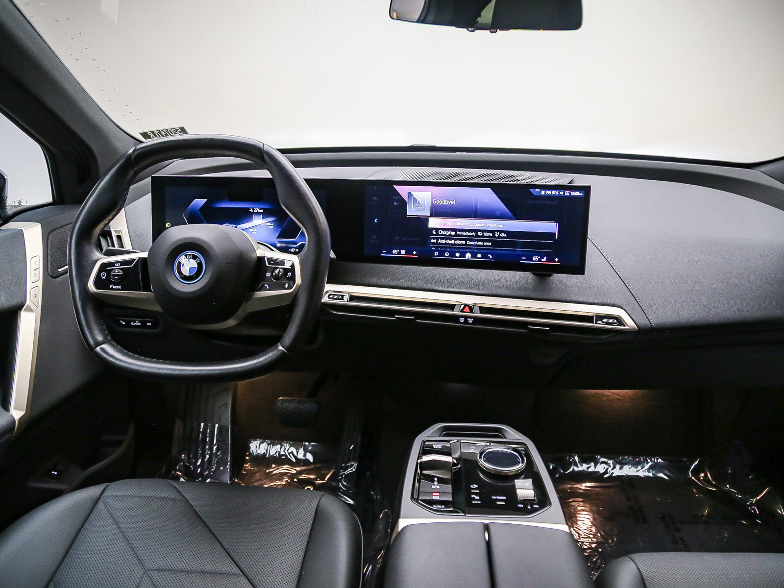 Certified 2024 BMW iX xDrive50 w/ Premium Package AWD/4WD image 13