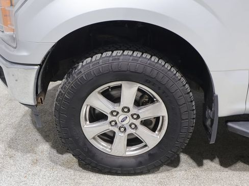 Used 2019 Ford F150 XLT w/ Equipment Group 302A Luxury AWD/4WD image 10
