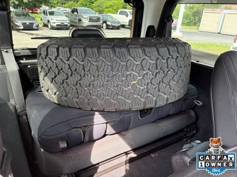 Used 2018 Jeep Wrangler Rubicon w/ LED Lighting Group AWD/4WD image 23
