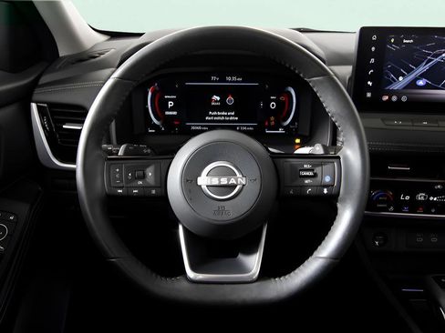 Used 2024 Nissan Rogue SL w/ SL Premium Package FWD image 15