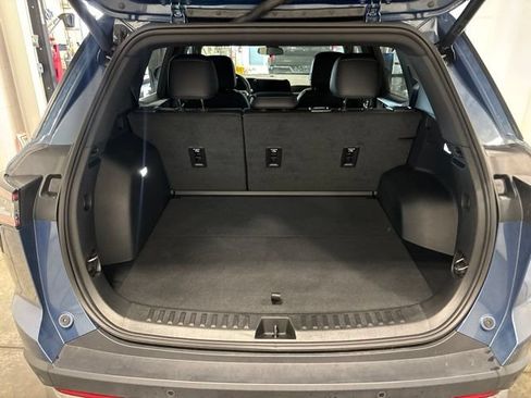 Used 2026 Chevrolet Equinox LT w/ Convenience Package II AWD/4WD image 35