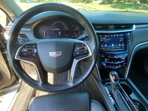 Used 2017 Cadillac XTS Luxury w/ Driver Awareness Package FWD image 10