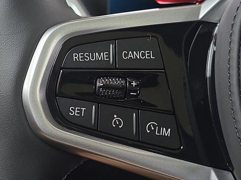 Used 2025 BMW M2 RWD image 19