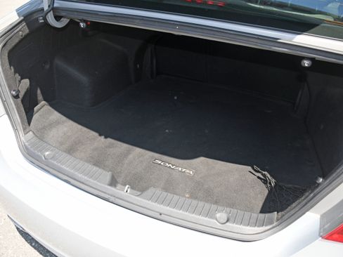 Used 2013 Hyundai Sonata Limited w/ Premium Pkg FWD image 18
