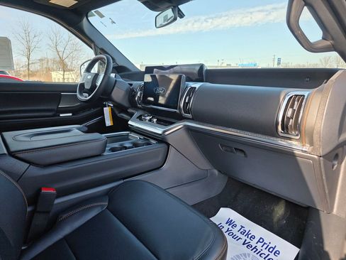 New 2025 Ford Expedition Tremor image 45