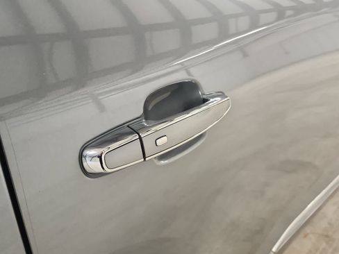 Used 2020 GMC Acadia Denali w/ Trailering Package image 13