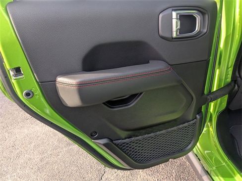 New 2025 Jeep Wrangler Rubicon w/ XTREMEE 35" Tire Package image 26