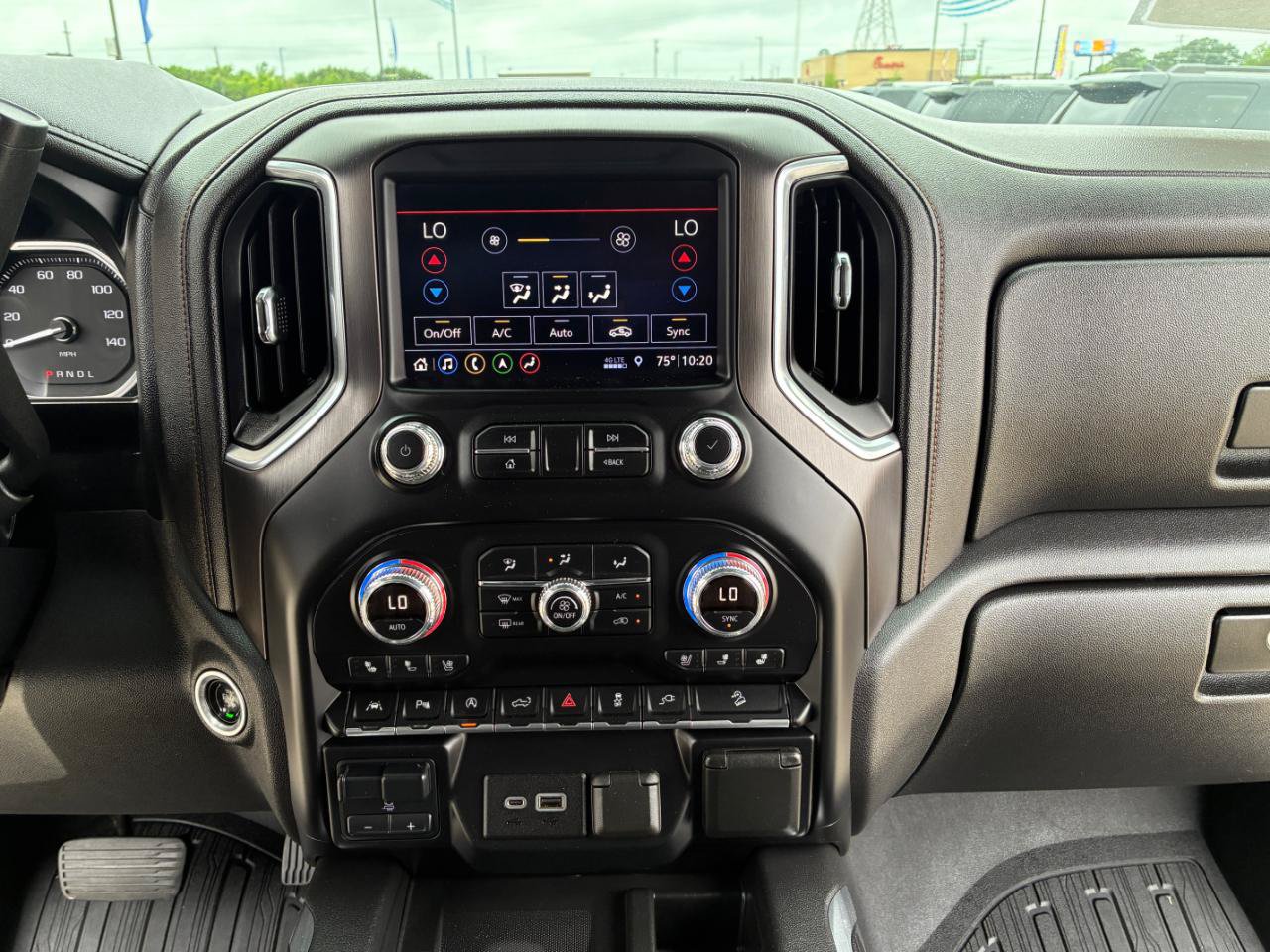 Used 2019 GMC Sierra 1500 AT4 w/ AT4 Premium Package AWD/4WD image 23