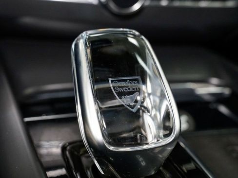 Used 2022 Volvo XC60 B5 Inscription w/ Advanced Package image 21