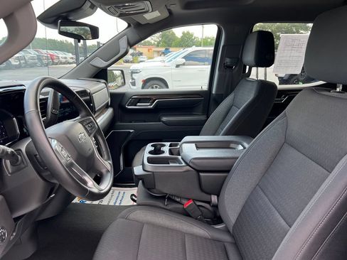 Used 2025 Chevrolet Silverado 1500 RST RWD image 10