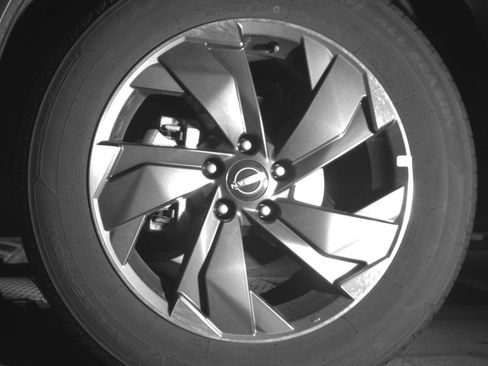 Used 2025 Nissan Rogue SV image 12