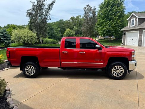 Used 2015 Chevrolet Silverado 2500 LTZ w/ LTZ Plus Package AWD/4WD image 7