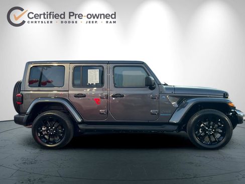 Certified 2025 Jeep Wrangler Unlimited Sahara image 3