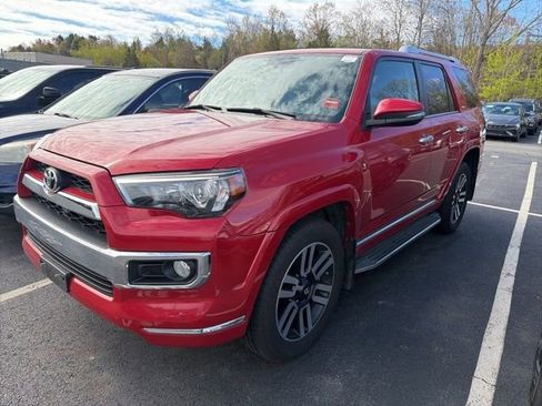 Used 2019 Toyota 4Runner Limited AWD/4WD image 2