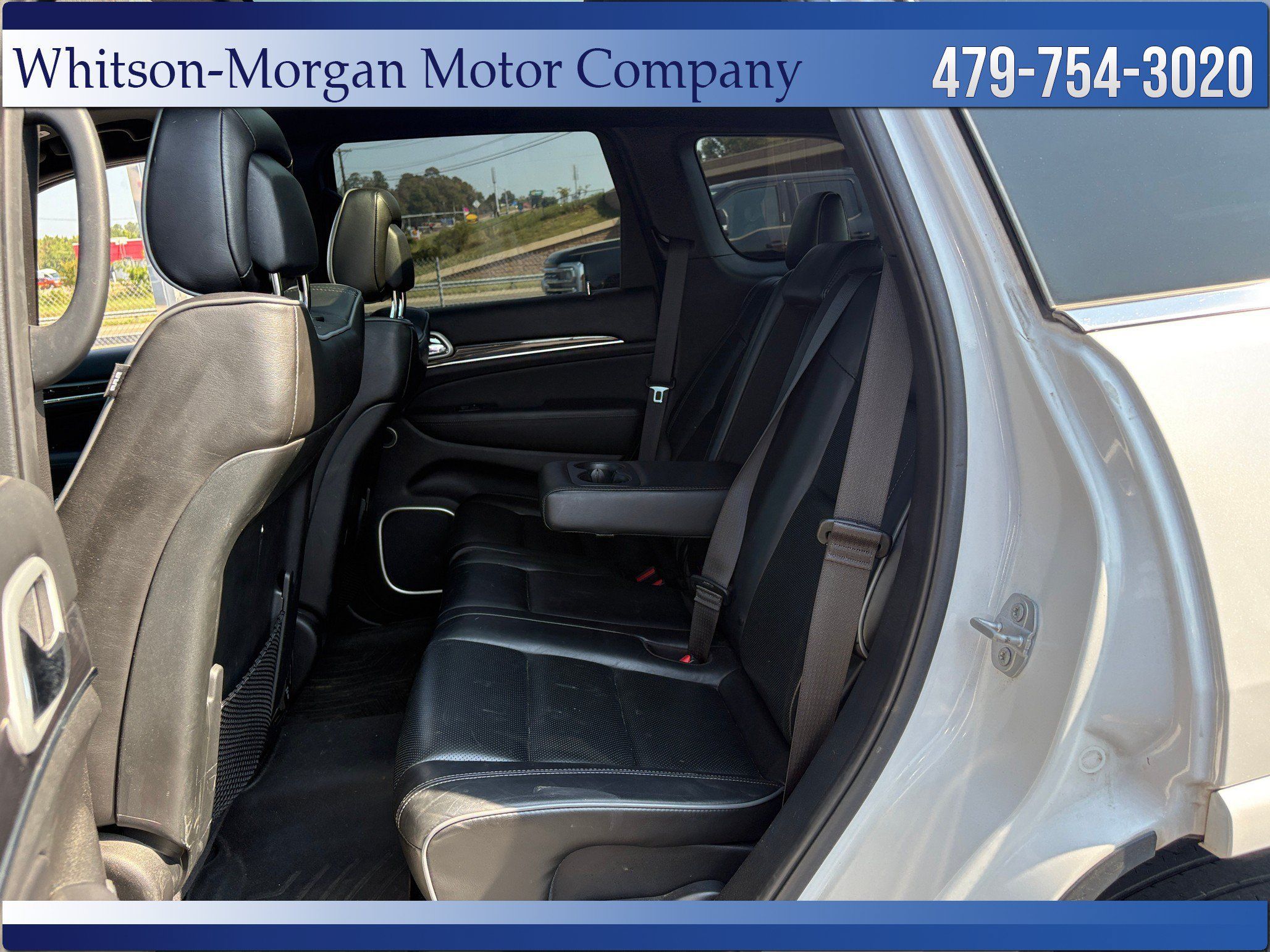 Used 2020 Jeep Grand Cherokee Overland w/ Interior Metal Package AWD/4WD image 32