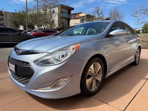 Used 2015 Hyundai Sonata Limited image 2