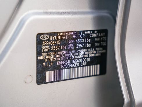 Used 2016 Hyundai Sonata Limited w/ Option Group 02 image 24