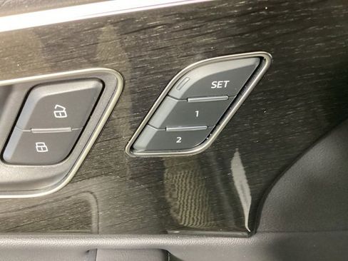 Used 2025 Audi Q7 3.0T Premium Plus w/ Premium Plus Package image 15