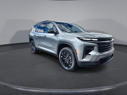 New 2026 Chevrolet Traverse LT w/ Midnight/Sport Edition AWD/4WD image 16