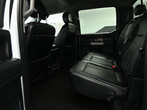 Used 2020 Ford F150 Lariat image 17