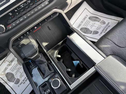 Used 2024 Toyota Sequoia Limited image 32