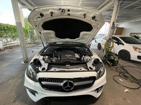 Used 2018 Mercedes-Benz E 300 image 17