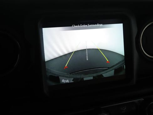 Used 2022 Jeep Wrangler Unlimited Sahara AWD/4WD image 14
