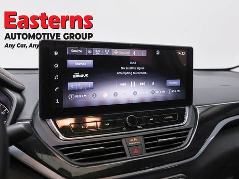 Used 2025 Nissan Altima 2.5 SR w/ SR Premium Package AWD/4WD image 19