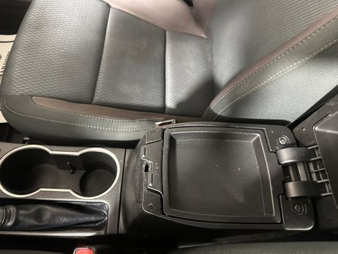 Used 2019 Toyota Corolla Sedan image 19