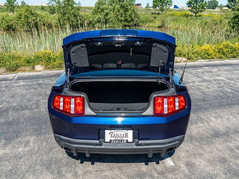 Used 2012 Ford Mustang GT Premium w/ Security Pkg RWD image 11