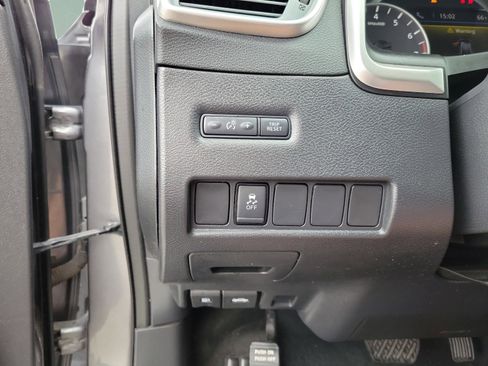 Used 2017 Nissan Murano SV w/ Premium Plus Package image 10