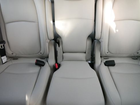 Certified 2026 Honda Odyssey EX-L image 13