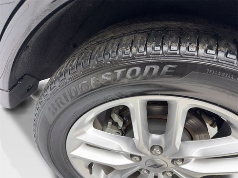 Used 2024 Dodge Durango GT image 92