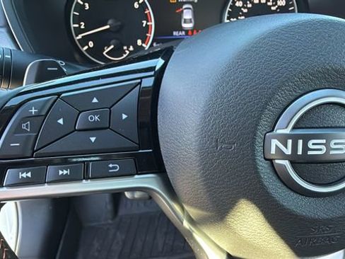 New 2025 Nissan Altima 2.5 SR image 30