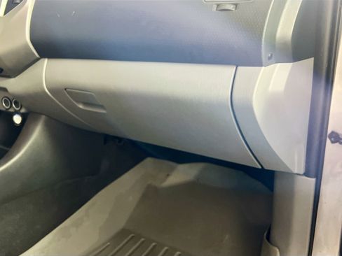 Used 2015 Toyota Tacoma 4x4 Double Cab image 34