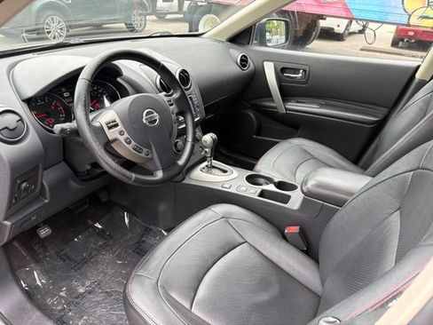 Used 2013 Nissan Rogue SL AWD/4WD image 9