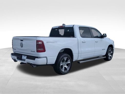 Used 2023 RAM 1500 Laramie AWD/4WD image 4