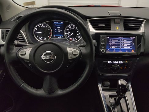 Used 2019 Nissan Sentra SR FWD image 22