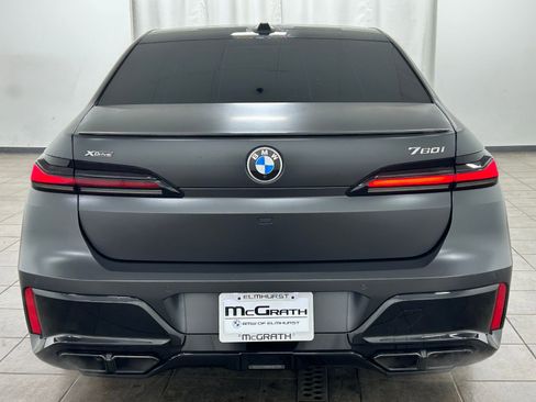 Used 2023 BMW 760i xDrive AWD/4WD image 4