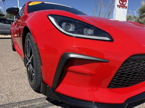 Used 2022 Toyota GR86 image 15