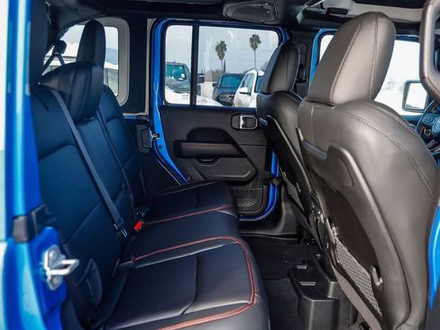 New 2025 Jeep Wrangler Unlimited Rubicon image 21