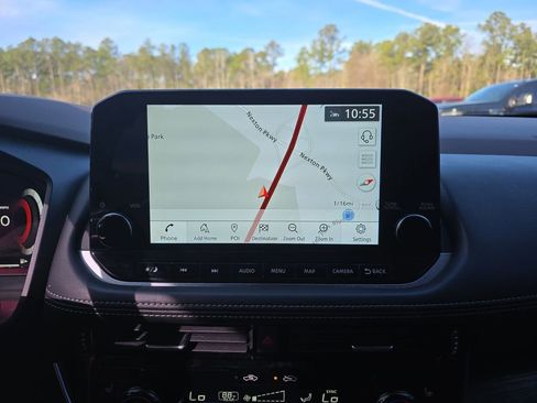 Used 2022 Nissan Rogue Platinum w/ Head-Up Display Package image 27