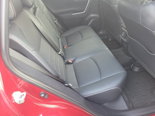 Used 2019 Toyota RAV4 Limited w/ Cold Weather Package AWD/4WD image 12