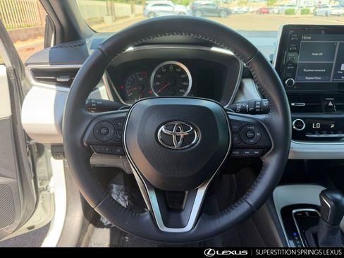 Used 2021 Toyota Corolla SE w/ SE Preferred Package FWD image 20