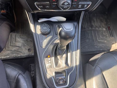 Used 2019 Jeep Cherokee High Altitude image 13