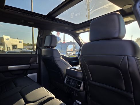 New 2026 Ford F250 Platinum image 14