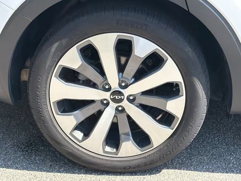 Used 2022 Kia Telluride EX w/ EX Premium Package FWD image 20