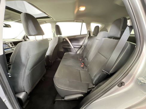 Used 2018 Toyota RAV4 XLE image 23