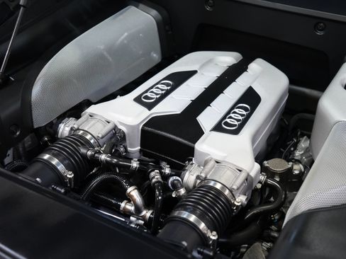 Used 2010 Audi R8 V8 AWD/4WD image 48