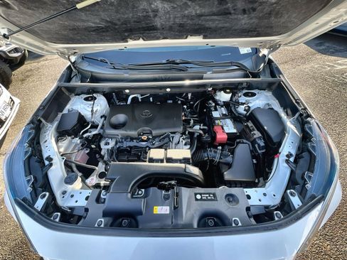 Used 2020 Toyota RAV4 XLE image 26